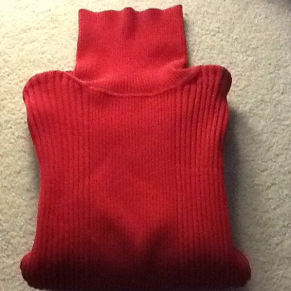 Hot Red Ribbed Turtleneck ❤️ - Picture 2 of 3